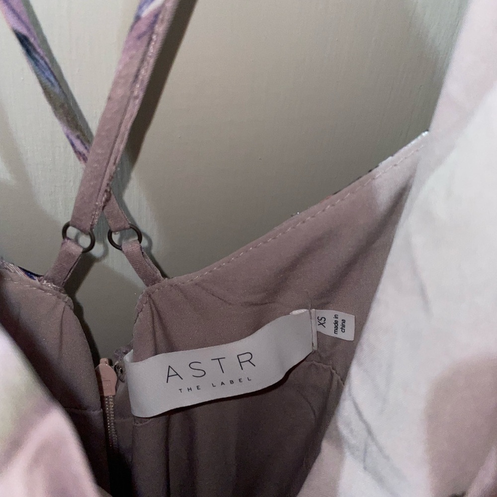 Astr The Label V-Neck Printed Holland Ruffled Cascade Maxi Dress Lilac - Picture 7 of 7